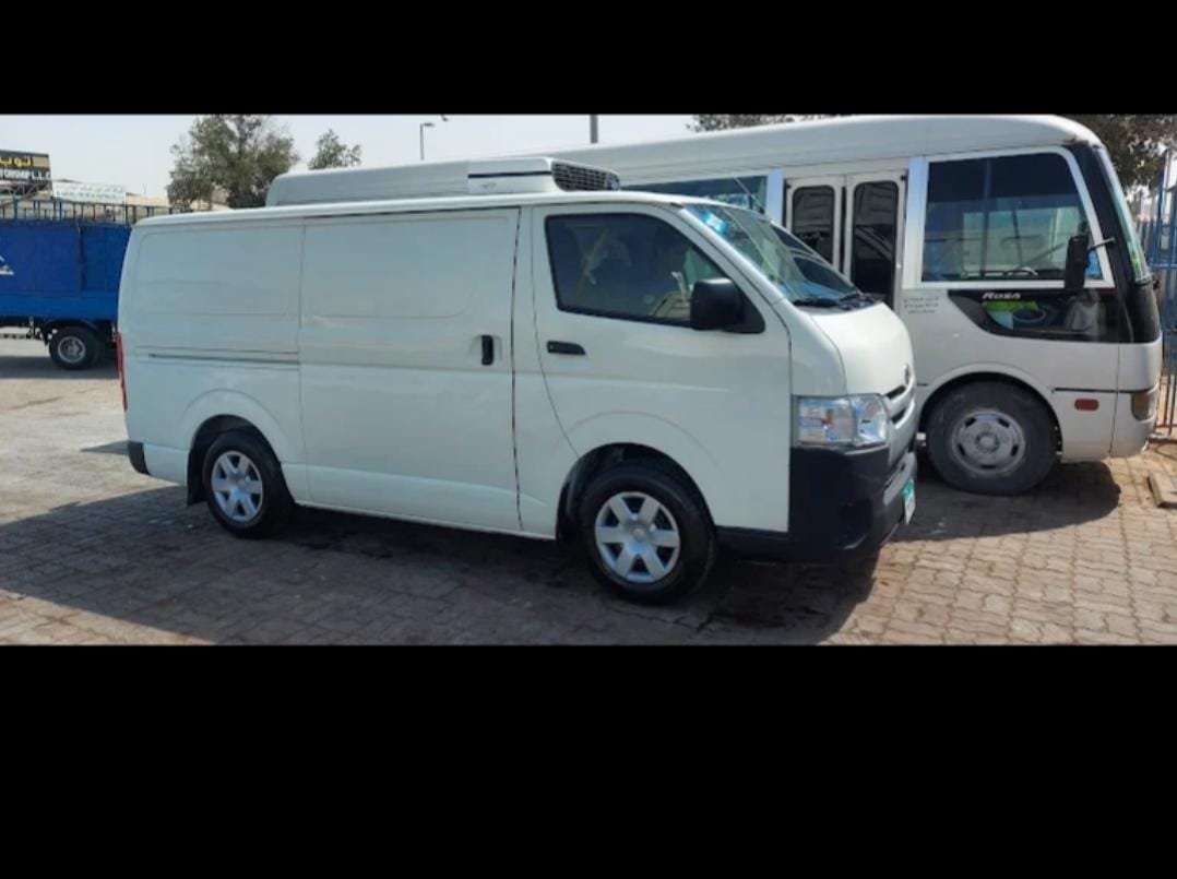 Request refrigerated transport quote Abu Dhabi — fleet van